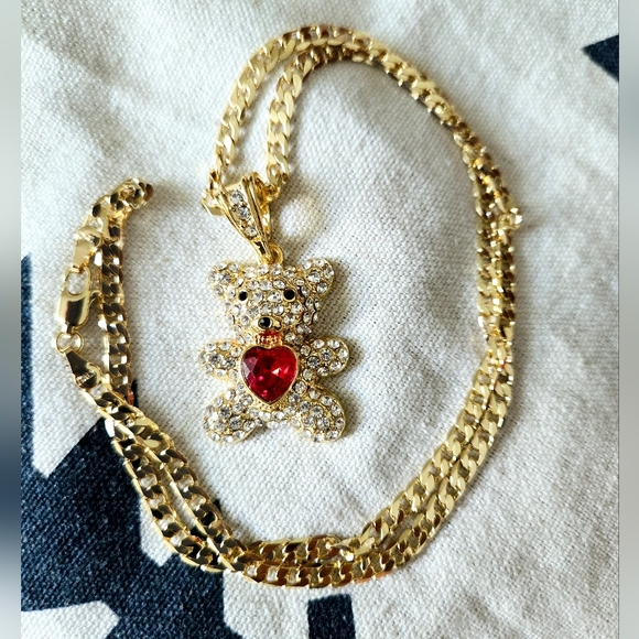 Chain size 20 inch with Bear pendant in 14k Laminated Gold. The pendant comes po - Picture 7 of 7
